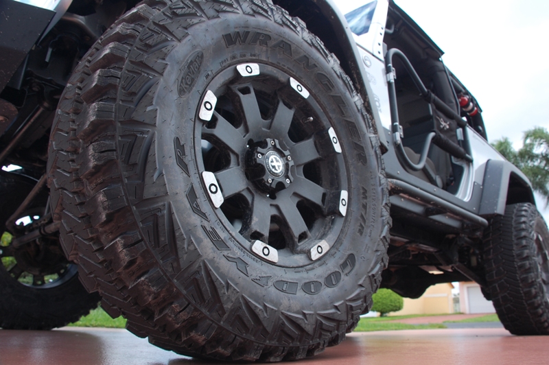 Nissan_navara_22_wheels_for_sale_AutoCraze_2017