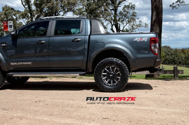 Dark Blue Ford Ranger GD05 GD05 Gloss Black Machined Wheels Side Shot