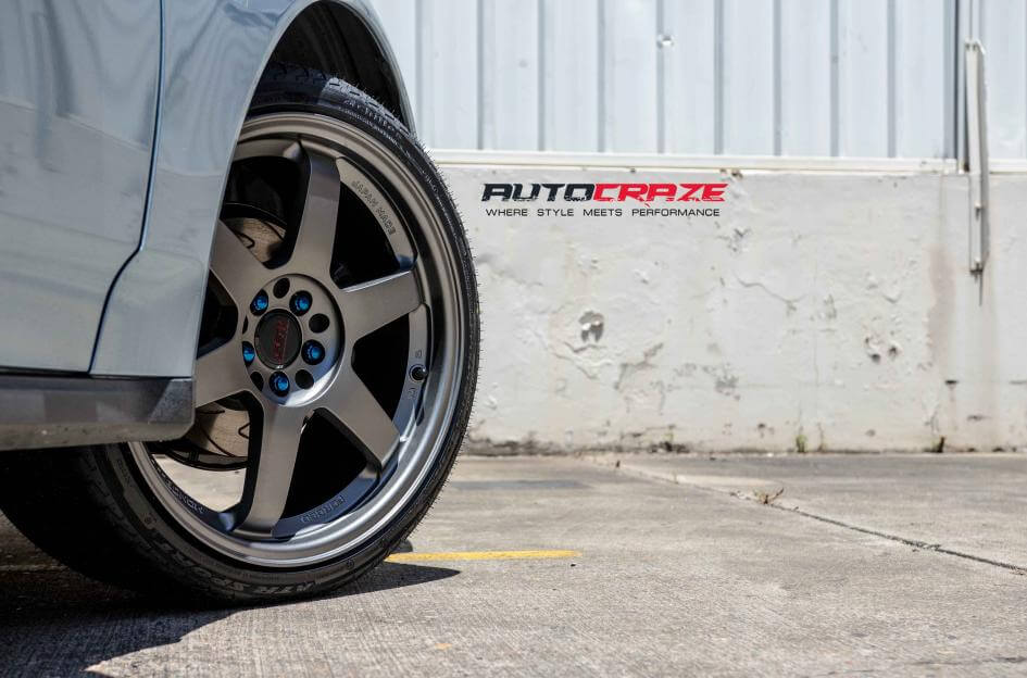 toyota_alloy_rims_AutoCraze_2017