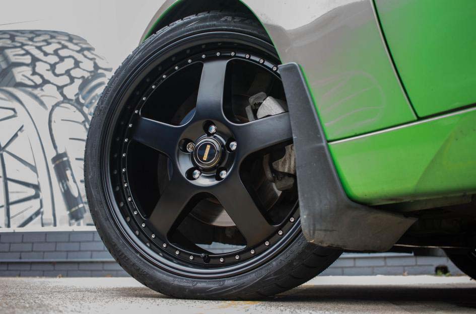 Ford Falcon Simmons FR1 wheel nitto invo tyre front wheel close