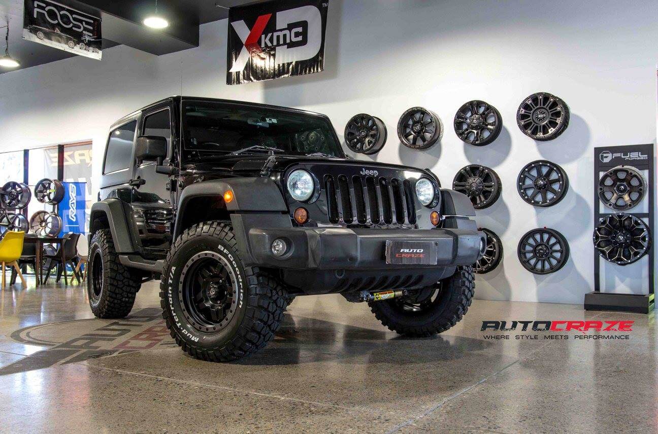 black_jeep_rims_AutoCraze_2017