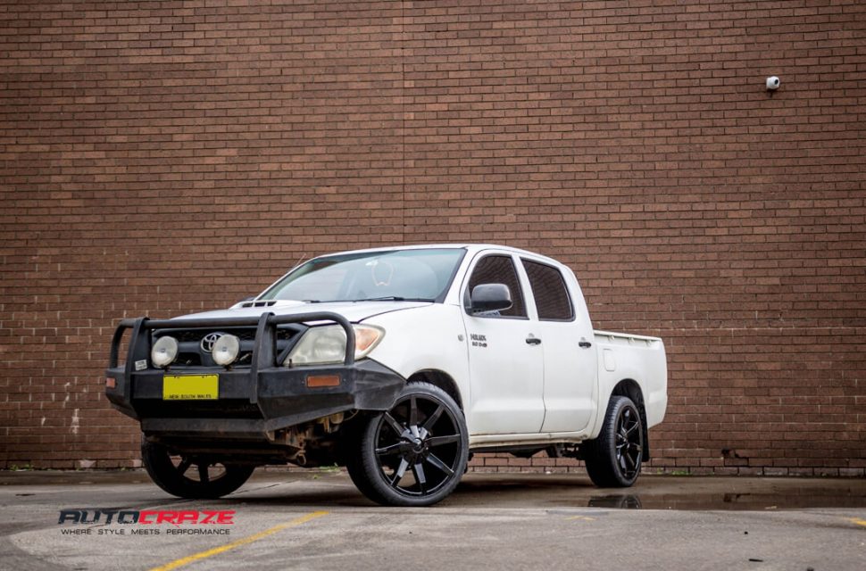 toyota_hilux_wheels_for_sale_AutoCraze_2017