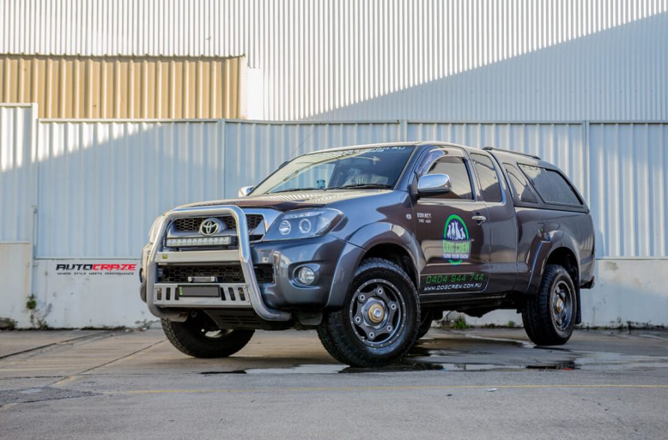 toyota_hilux_wheels_for_sale_AutoCraze_2017