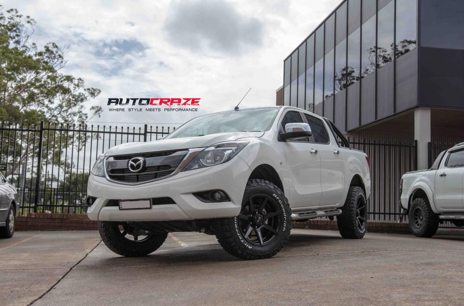 Mazda_BT50_Tyres_AutoCraze_2017