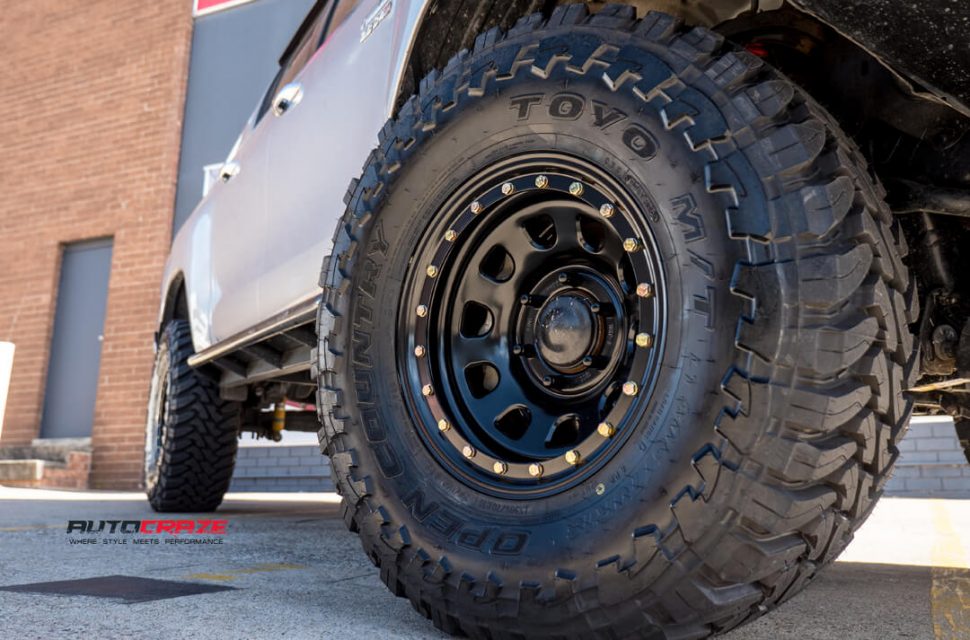 Toyota Hilux King D-Locker Wheels Toyo Open Country Tyres Front Fitment Close Up Shot February 2018