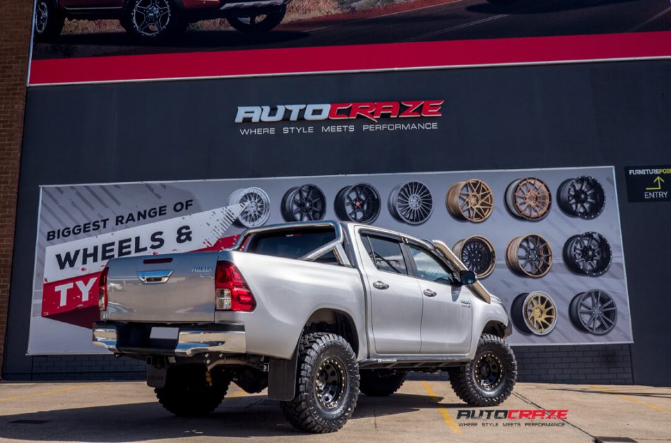 Toyota Hilux King D-Locker Wheels Toyo Open Country Tyres Rear Close Up Shot February 2018