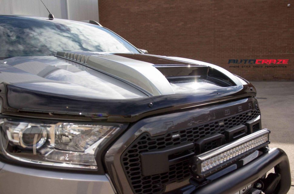 Ford_Ranger_Bonnet_Scoops_AutoCraze_2017