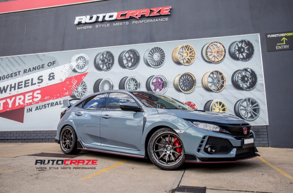 Honda Civic Rays CE28SL Wheels Front Close Shot Gallery March 2018