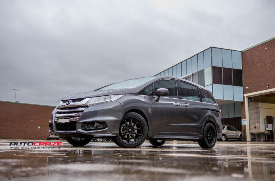 Honda_Odyssey_wheels_Autocraze_2017