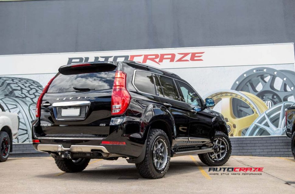 Haval H9 with Grid GD07 wheels and bf goodrich tyre rear wide angle shot march 2018