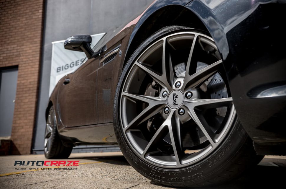 Mercedes SLK 350 Niche Misano Wheels Michelin Tyres Front Fitment Close Up Shot Gallery March 2018