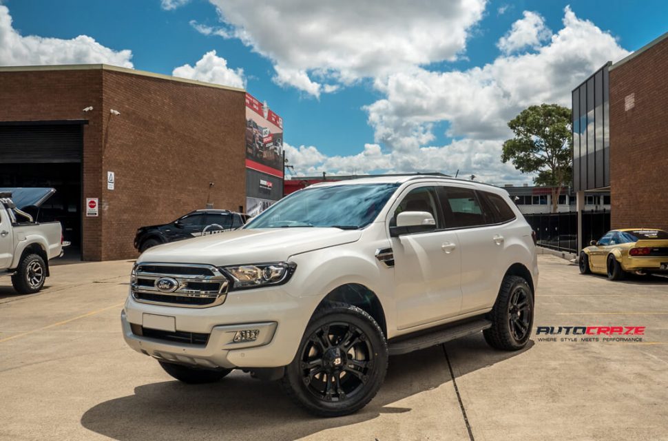 Ford Everest Diesel Brooklyn Wheels Nitto Terra Grappler Tyres Front Close Shot Gallery February 2018