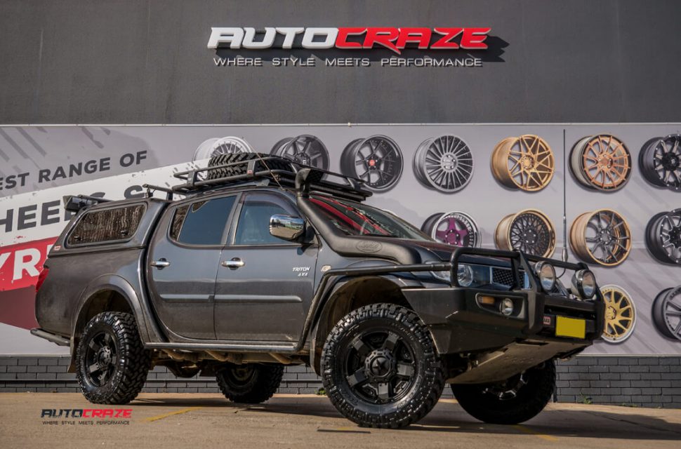 Mitsubishi Triton KMC XD Rockstar 2 Wheels Nitto Trail Grappler Mud Tyres Front Close Shot Gallery February 2018
