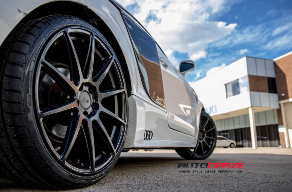 Audi TT Niche Essen Wheels Achilles Tyres Rear Fitment Close Up Shot Gallery April 2018