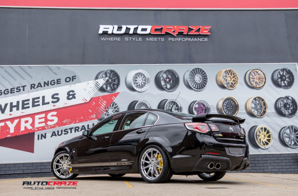 Holden Commodore Niche Essen Wheels Kumho Tyres Rear Close Up Shot Gallery Janurary 2018