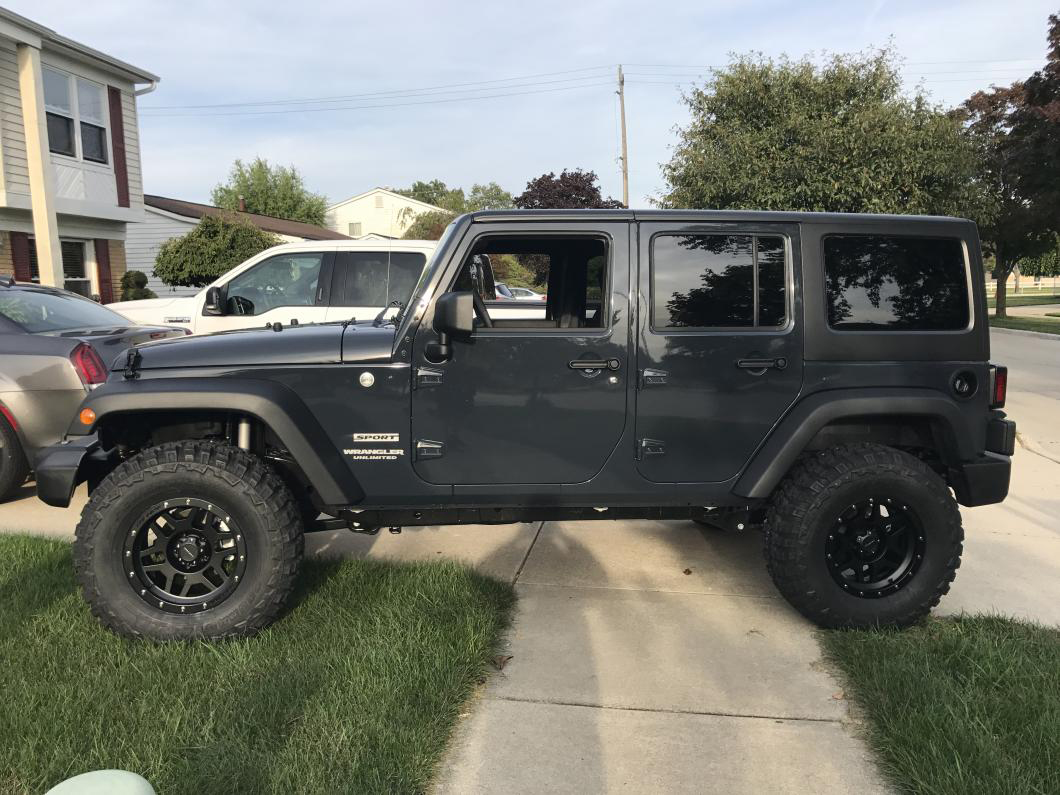 Pro Comp Series 41 Satin Black Side angle