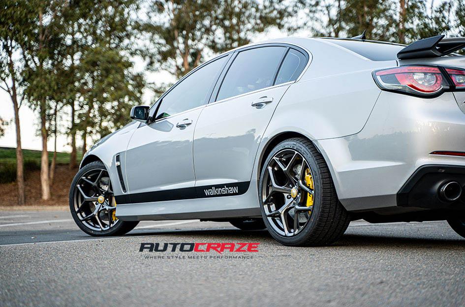 Holden GTS Walkinshaw SSW Dominate wheels Rear Fitment Shot