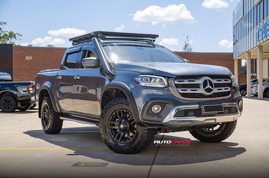 MERCEDES X CLASS CLIFF MATTE BLACK 