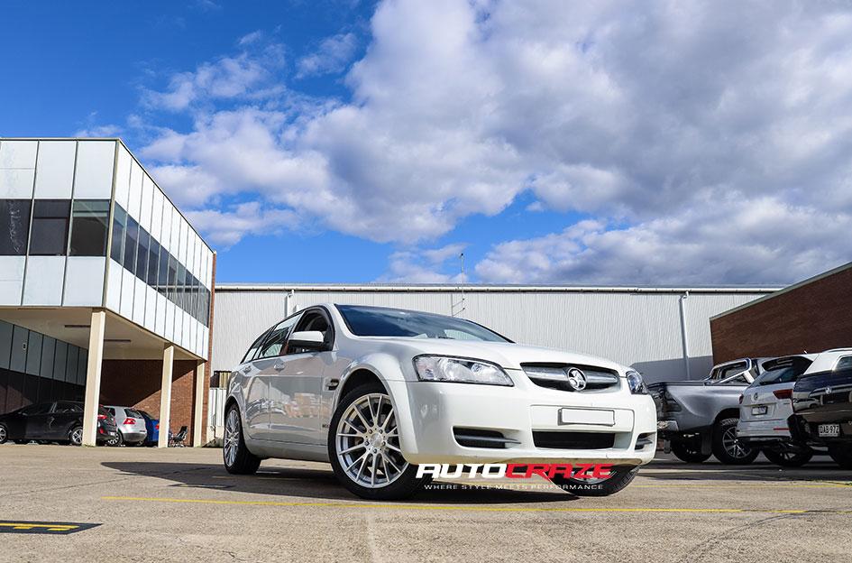 HOLDEN COMMODORE VE WAGON AR904 SILVER MACHINED FACE 