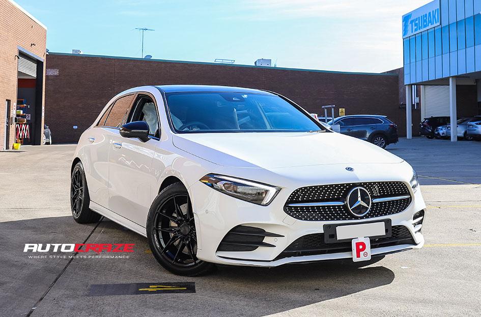 MERCEDES A200 TOXIN GLOSS BLACK 