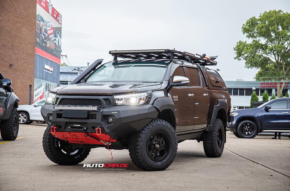 TOYOTA HILUX 4WD RG1 SATIN BLACK 